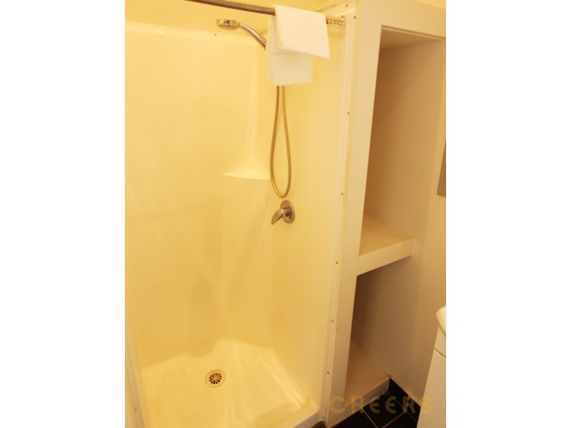 Room F/12 Kerr Street, Toowong QLD 4066