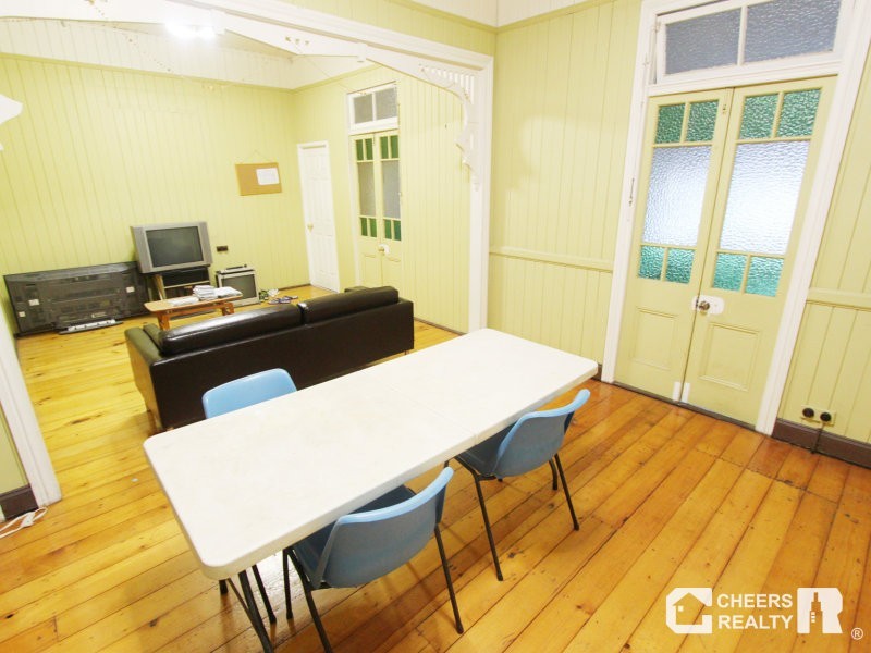 37 Young Street, Annerley QLD 4103