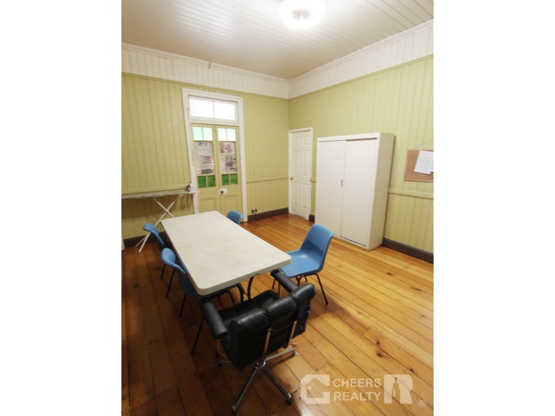 37 Young Street, Annerley QLD 4103