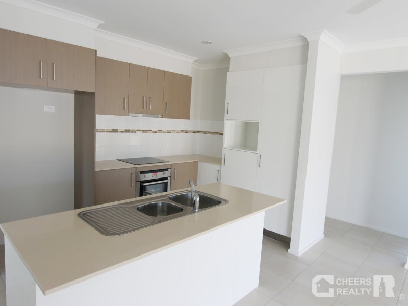 3 Buchanen Street, Boyne Island QLD 4680