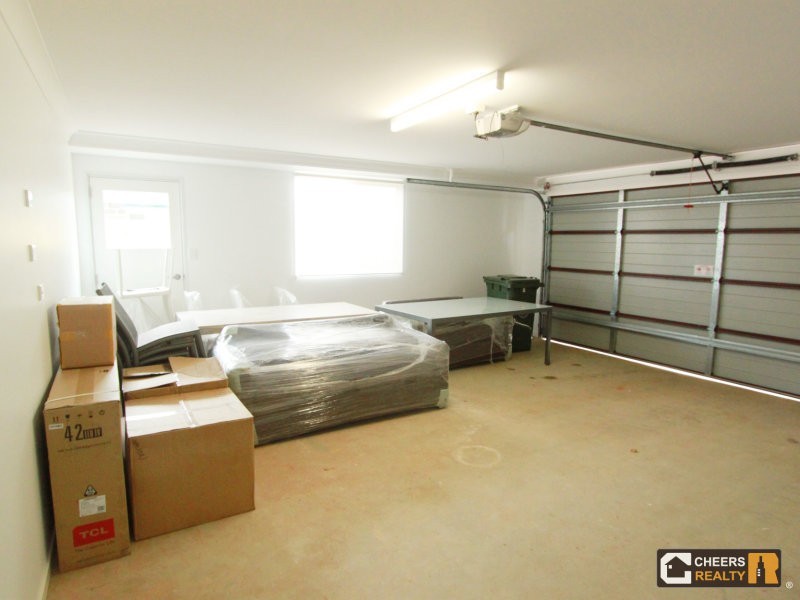 10 Sundowner Road, Clinton QLD 4680