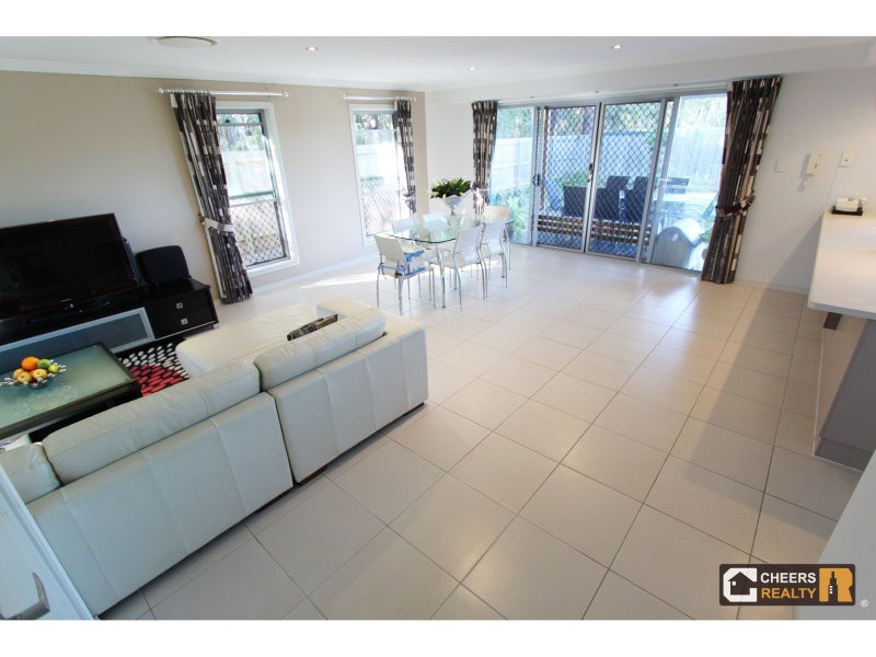 19 Ayesha Place, Calamvale QLD 4116