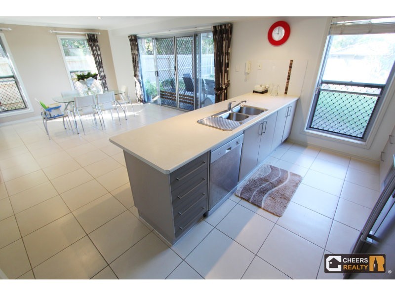 19 Ayesha Place, Calamvale QLD 4116