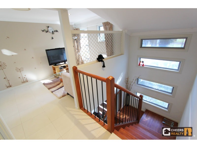 19 Ayesha Place, Calamvale QLD 4116