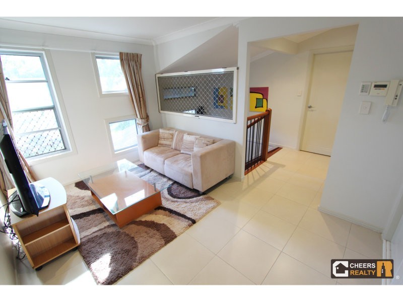 19 Ayesha Place, Calamvale QLD 4116