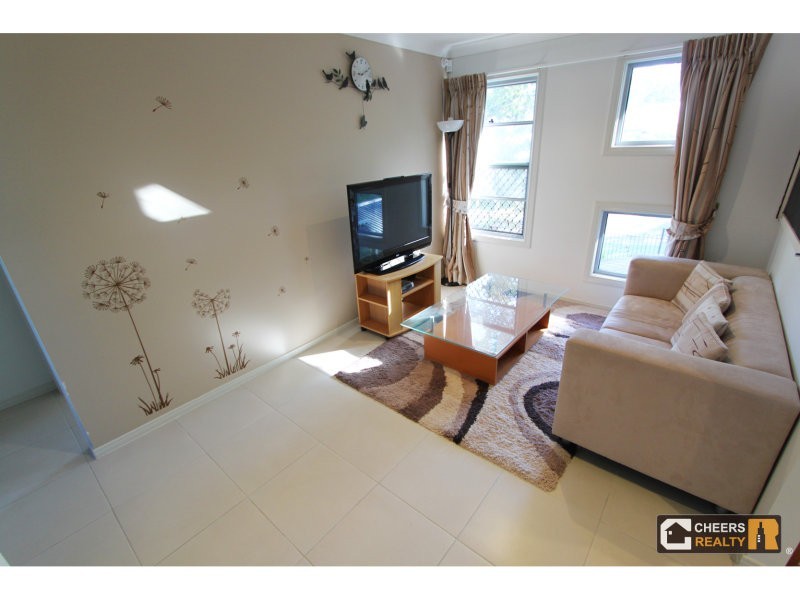 19 Ayesha Place, Calamvale QLD 4116
