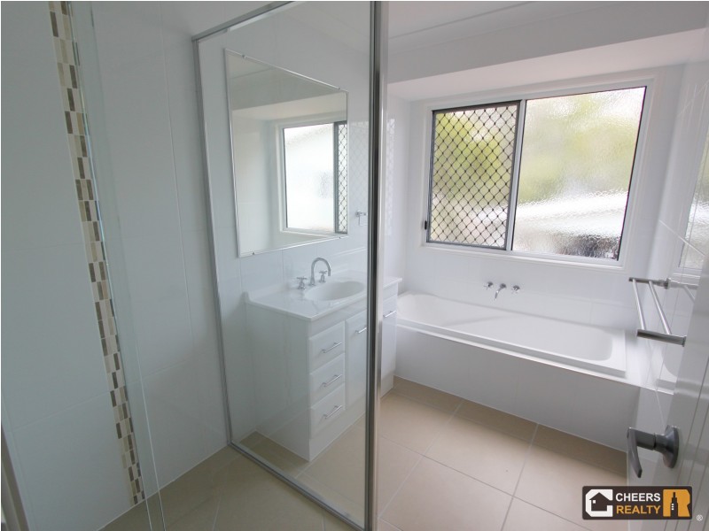 17B Ouston Place, South Gladstone QLD 4680