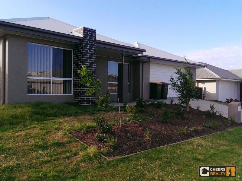 14 Koolivoo Pde, Boyne Island QLD 4680