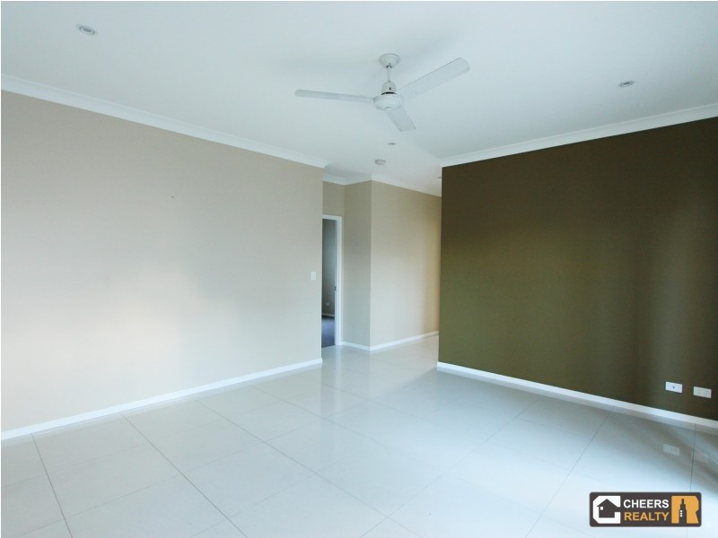 5 Messara Circuit, Durack QLD 4077