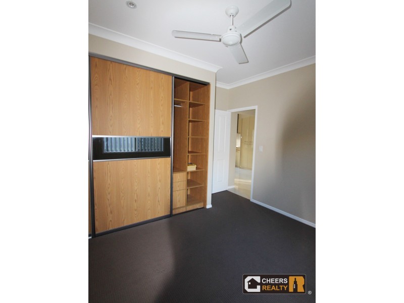 5 Messara Circuit, Durack QLD 4077