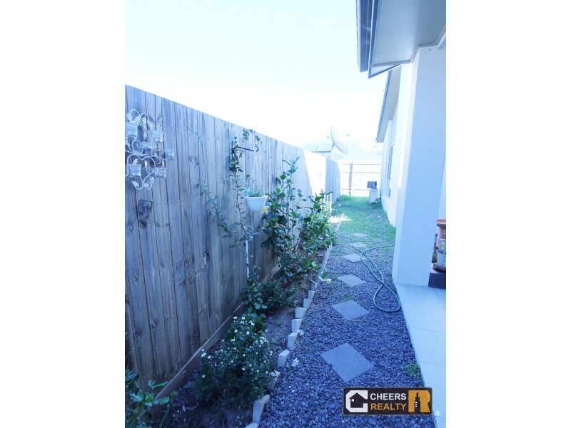 5 Messara Circuit, Durack QLD 4077