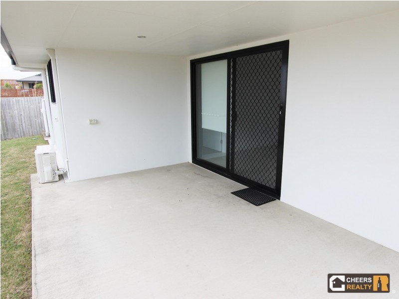 7 Wanda Dr, Boyne Island QLD 4680