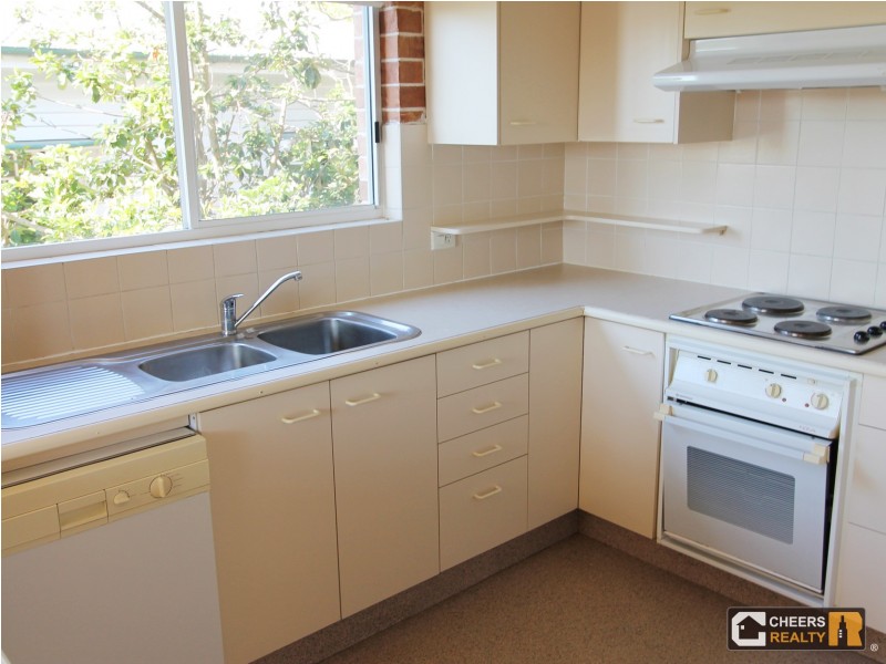 1/56 Woodstock Road, Toowong QLD 4066