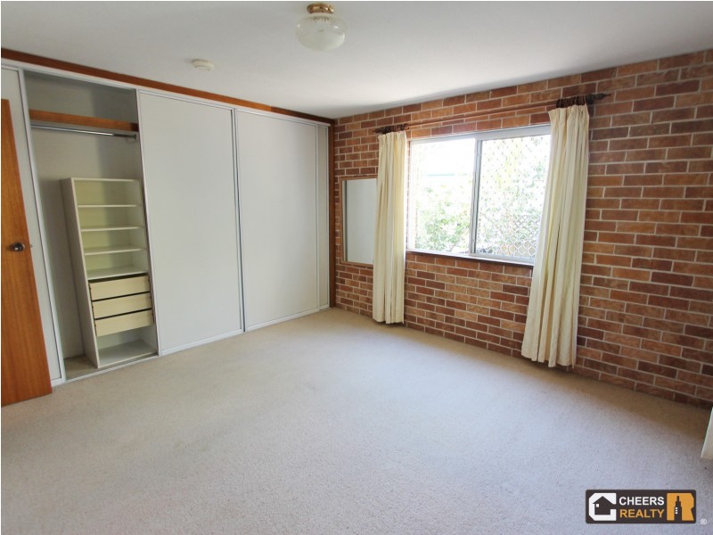 1/56 Woodstock Road, Toowong QLD 4066