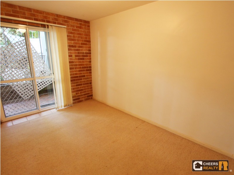 1/56 Woodstock Road, Toowong QLD 4066