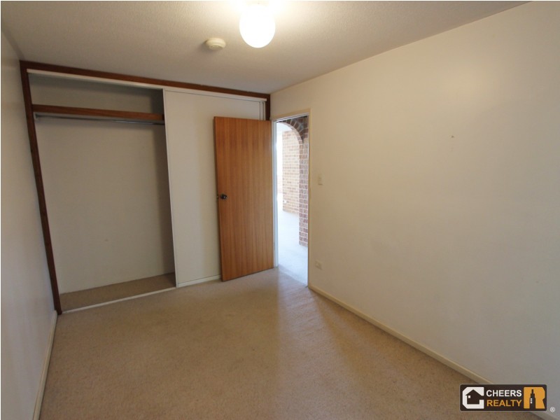 1/56 Woodstock Road, Toowong QLD 4066