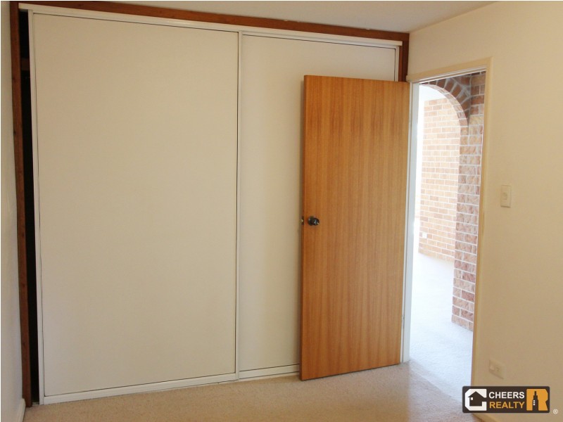 1/56 Woodstock Road, Toowong QLD 4066