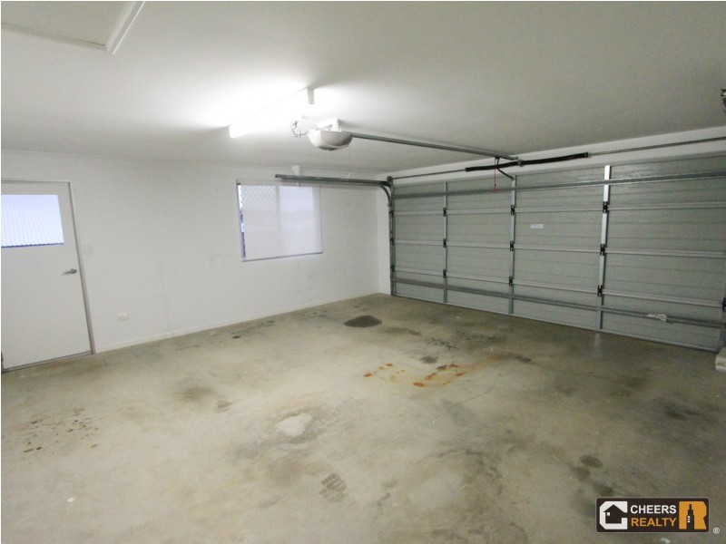 44 Broadwater Pl, New Auckland QLD 4680