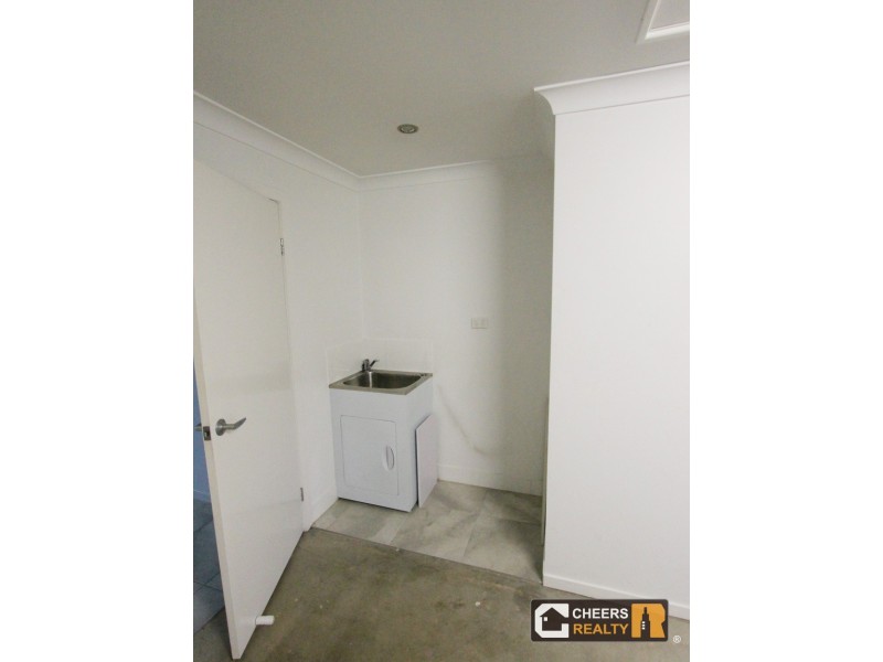44 Broadwater Pl, New Auckland QLD 4680