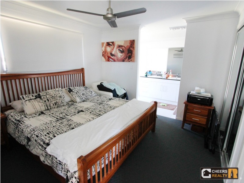 1 Wanda Drive, Boyne Island QLD 4680