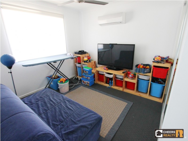 1 Wanda Drive, Boyne Island QLD 4680