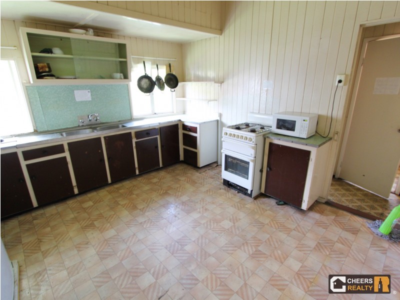 16 Vera Street, Greenslopes QLD 4120