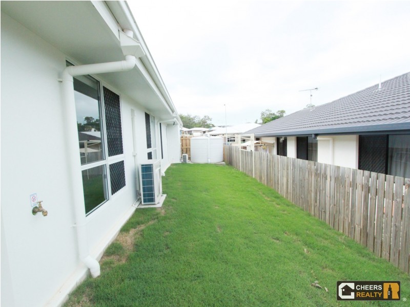 3 Valley Way, Boyne Island QLD 4680