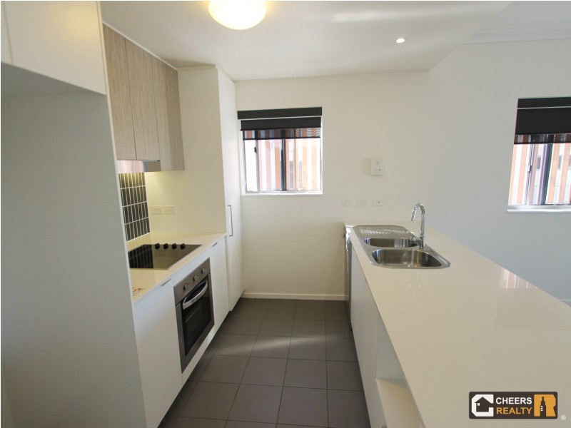 66 Waldheim Street, Annerley QLD 4103