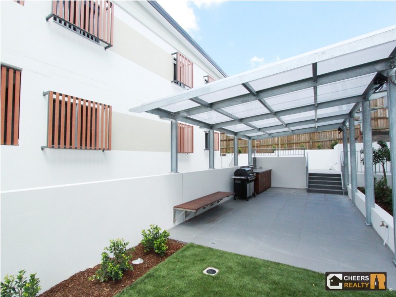 66 Waldheim Street, Annerley QLD 4103