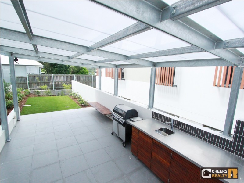 66 Waldheim Street, Annerley QLD 4103