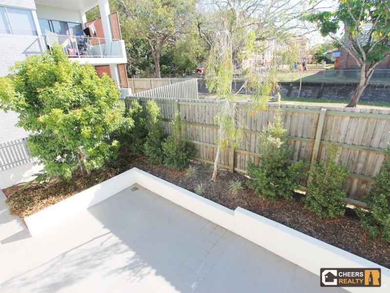 66 Waldheim Street, Annerley QLD 4103