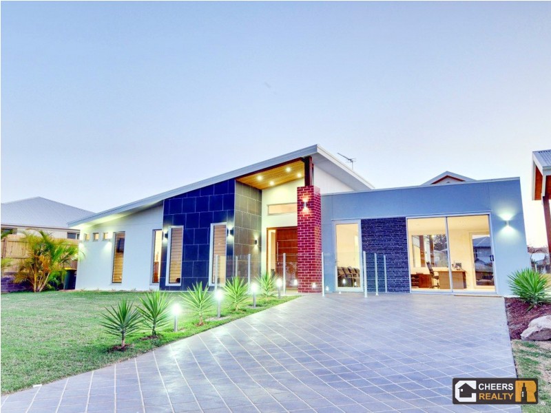 1 Franklin Court, New Auckland QLD 4680