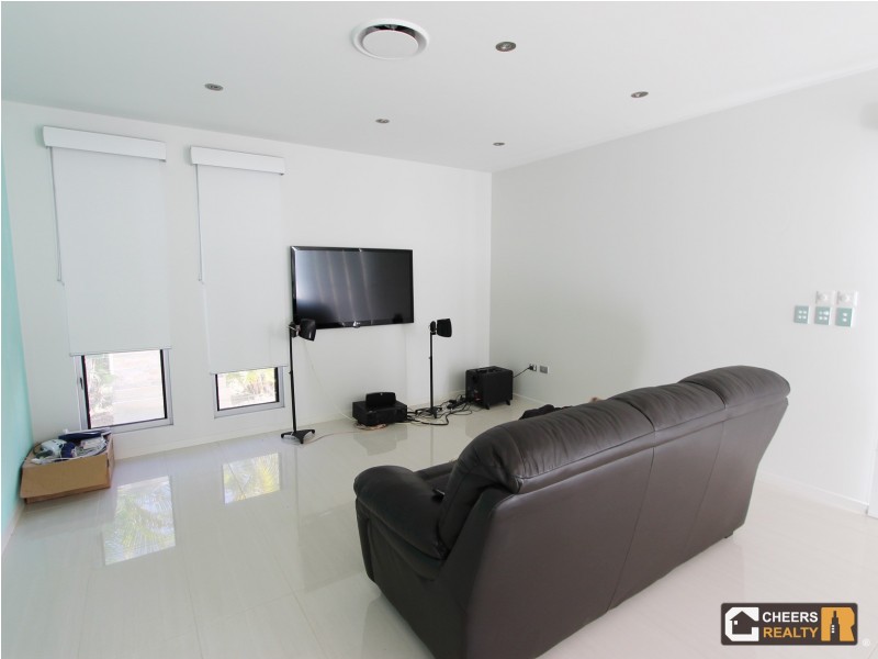 1 Franklin Court, New Auckland QLD 4680