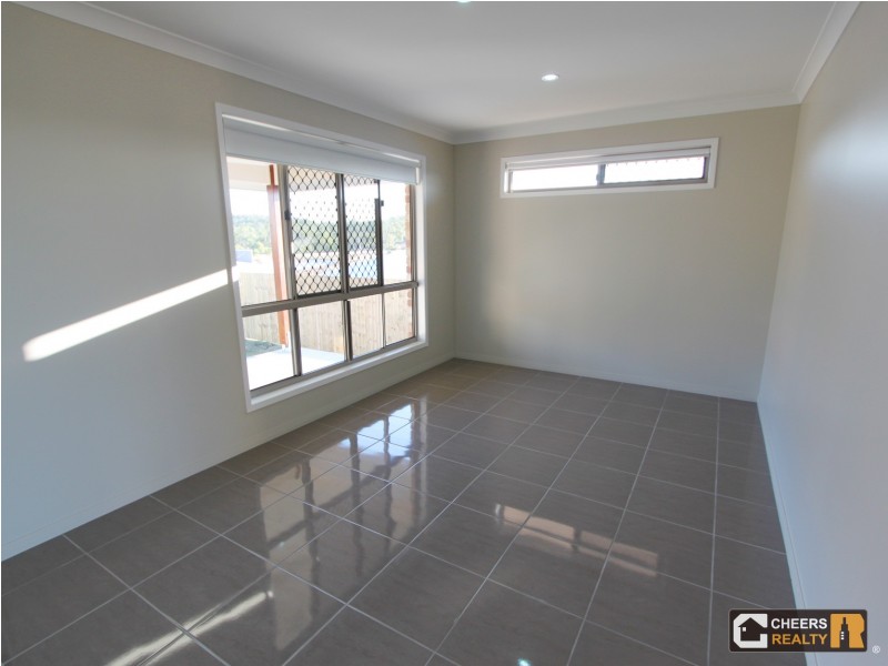 12 Namadgi Tce, New Auckland QLD 4680