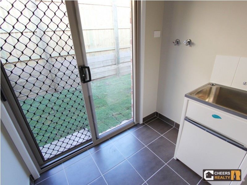 12 Namadgi Tce, New Auckland QLD 4680