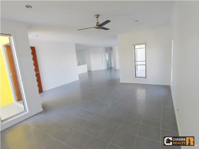 3 Windjana Court, New Auckland QLD 4680