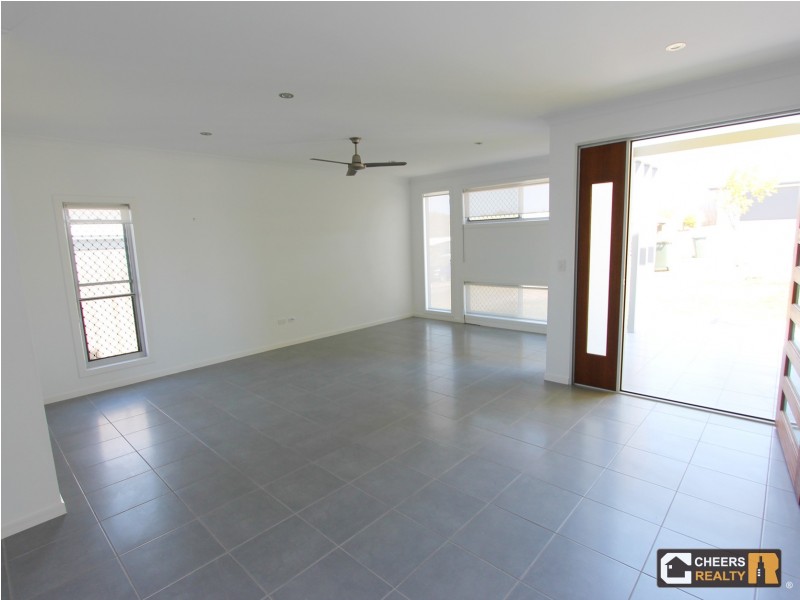 3 Windjana Court, New Auckland QLD 4680