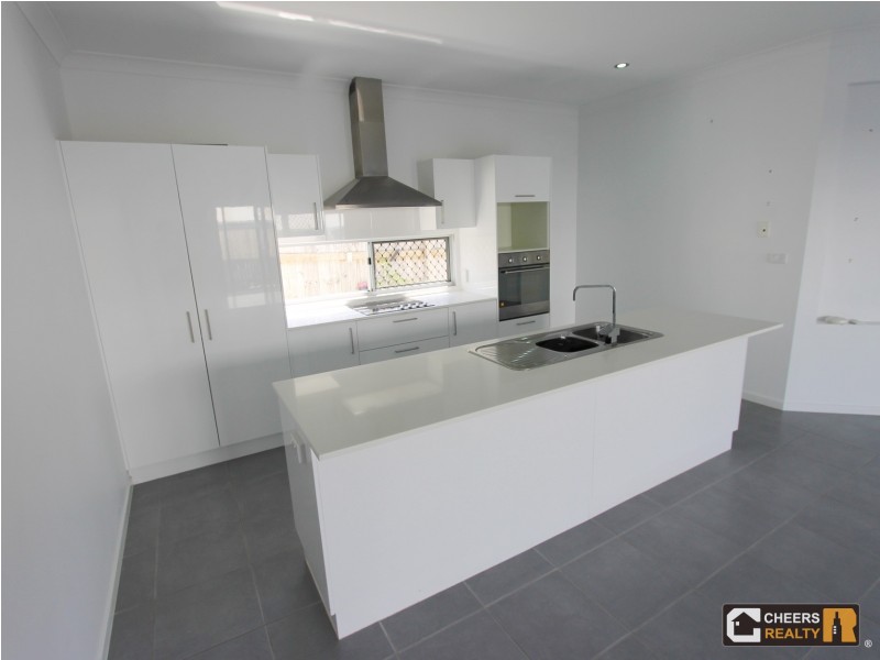 3 Windjana Court, New Auckland QLD 4680