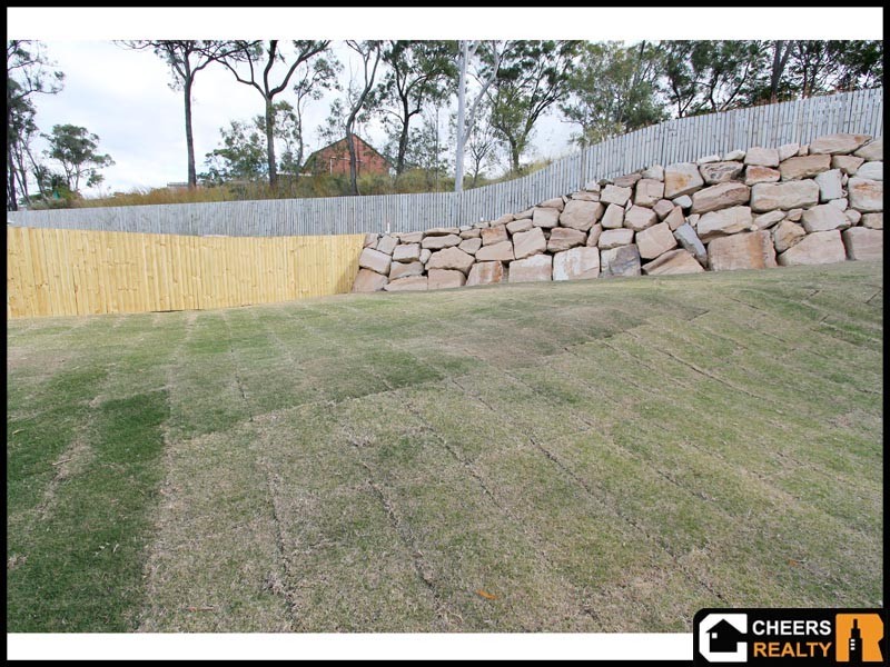 21 Wentworth Place, Glen Eden QLD 4680
