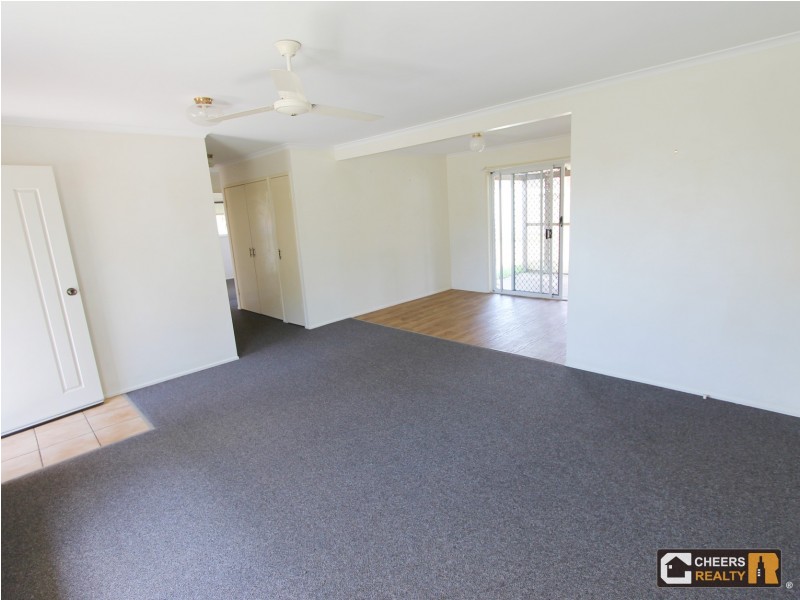 32 Beak Street, New Auckland QLD 4680