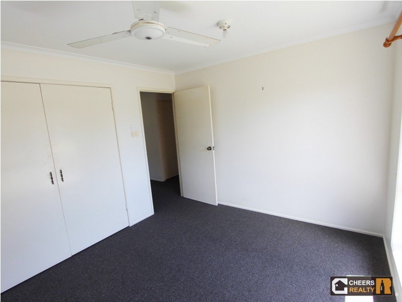 32 Beak Street, New Auckland QLD 4680