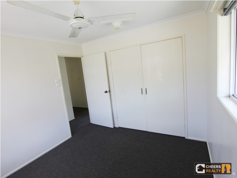 32 Beak Street, New Auckland QLD 4680