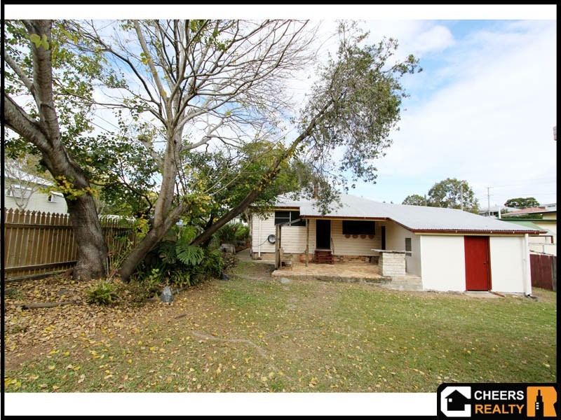 62 Stanley Road, Camp Hill QLD 4152