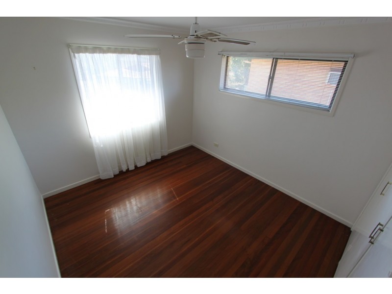 648 Mt Gravatt-Capalaba Road, Wishart QLD 4122
