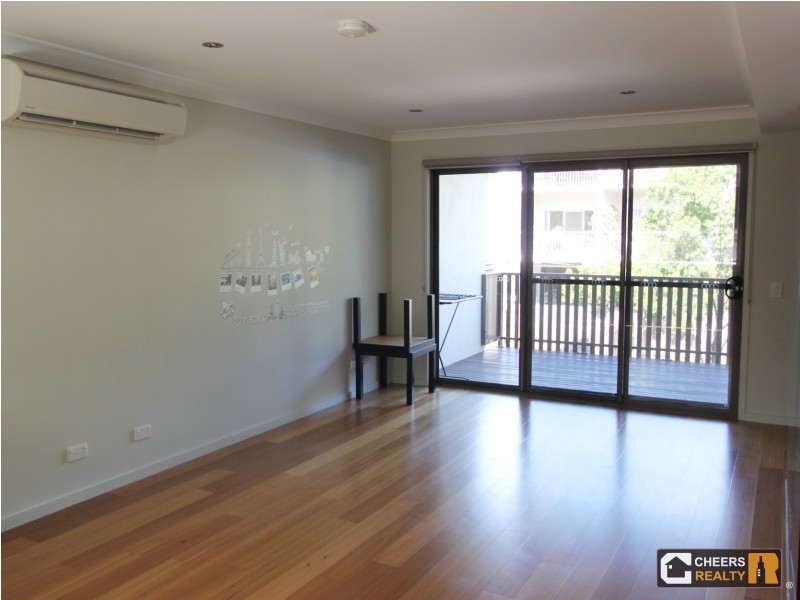 8/11 Norman Street, Annerley QLD 4103