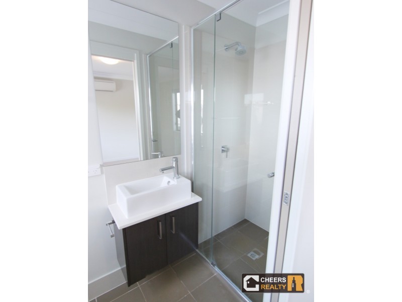 8/11 Norman Street, Annerley QLD 4103