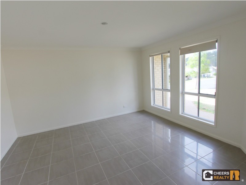 37 Koowin Drive, Kirkwood QLD 4680