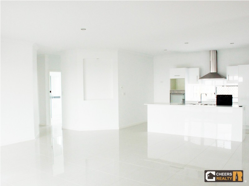 24 Bauhinia St, Boyne Island QLD 4680