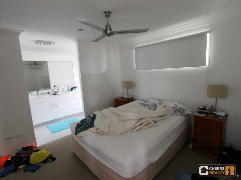 5 Christina Rd, Clinton QLD 4680