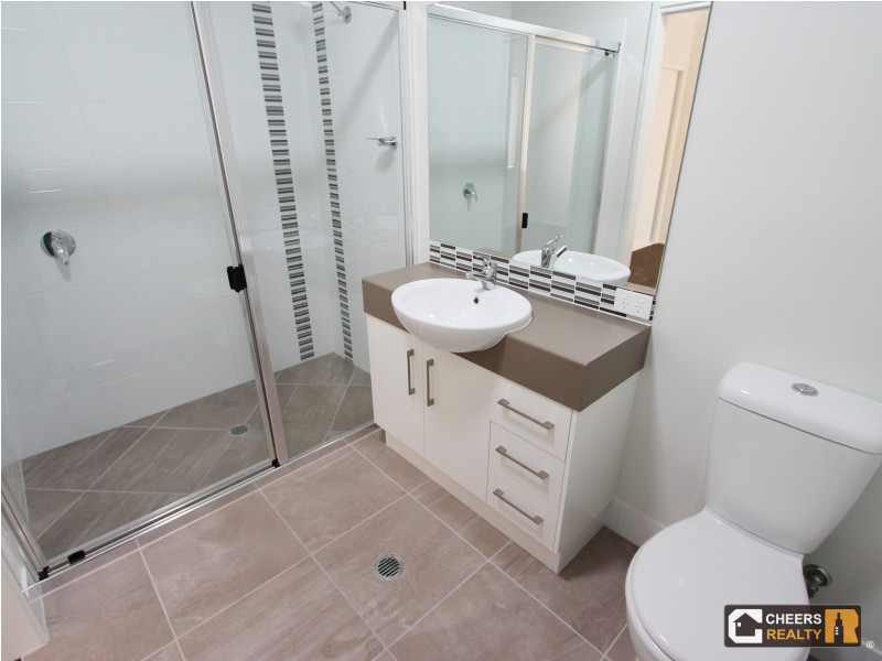 2 Barambah Pde, Boyne Island QLD 4680